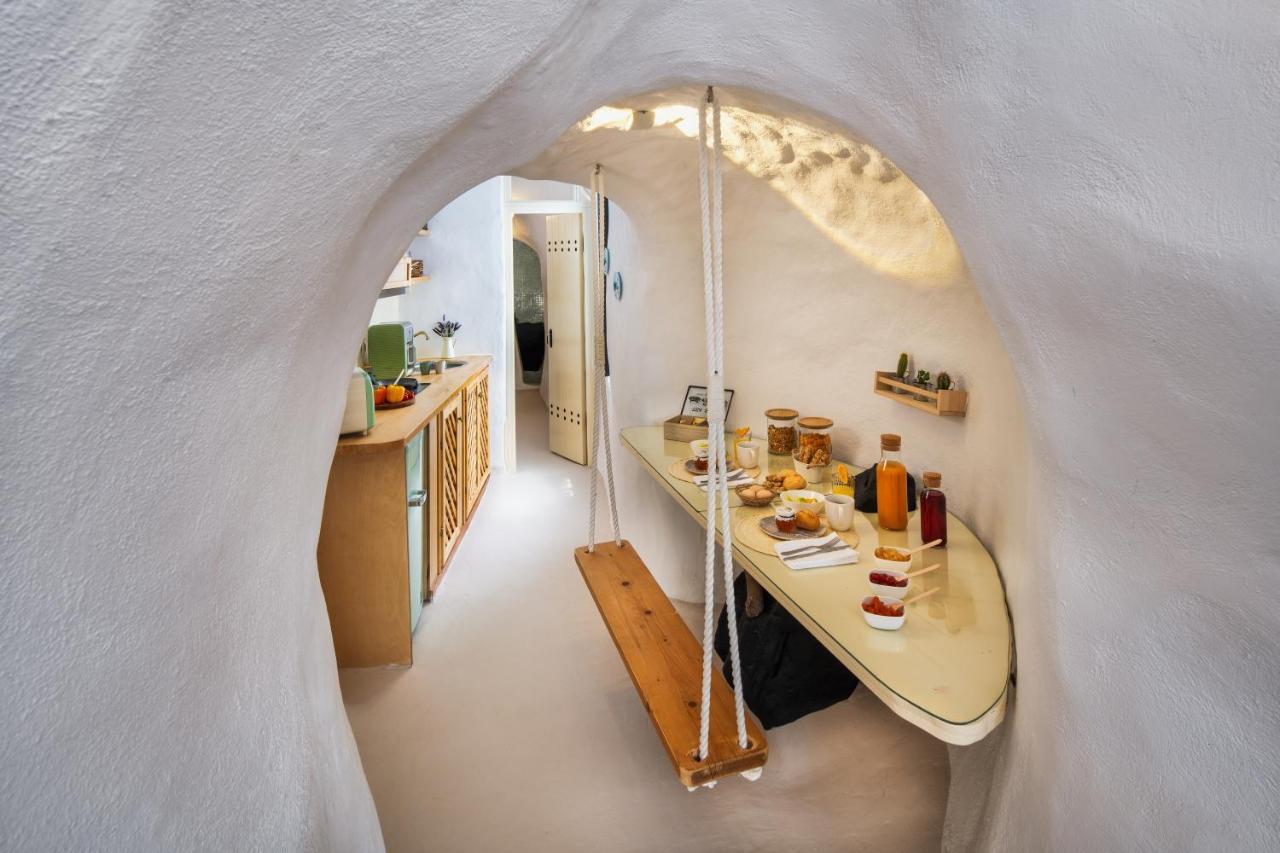 הוילה Vóthon Mystagoge Retreat With Subterranean Pool/Jacuzzi מראה חיצוני תמונה